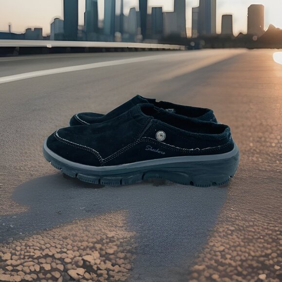 Skechers Shoes Womens Size 7.5 Black Faux Suede Mules Sneakers Memory Foam Comfy - Picture 2 of 11